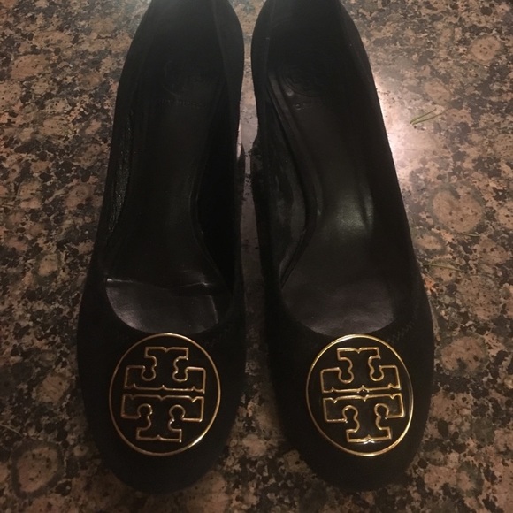 Tory Burch black heels - Picture 2 of 3